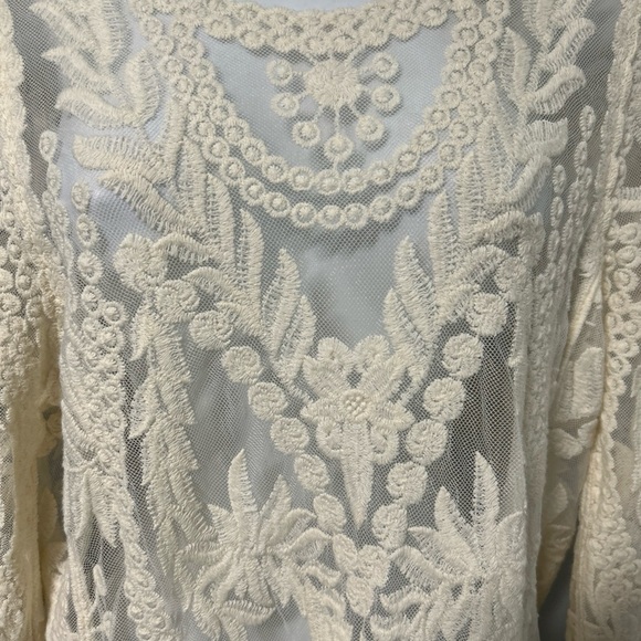 ULTRA PINK Ivory Sheer Lace Mesh Top Women’s Medium Floral Romantic  Dainty Y2K - Picture 5 of 16